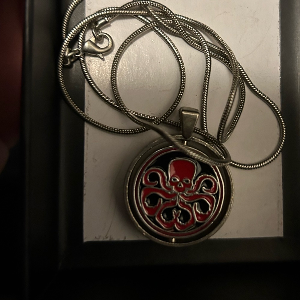 Captain America Necklace View 4
